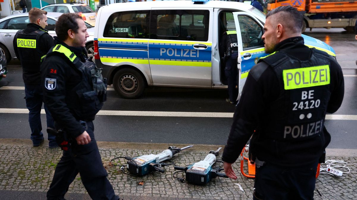 Dvě třináctileté děti se v Německu chystaly spáchat závažný zločin. Měly u sebe výbušniny